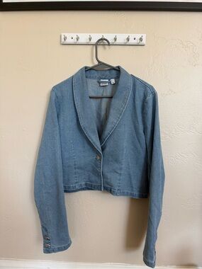 Vero Moda Light Blue Cropped Denim Blazer Jacket